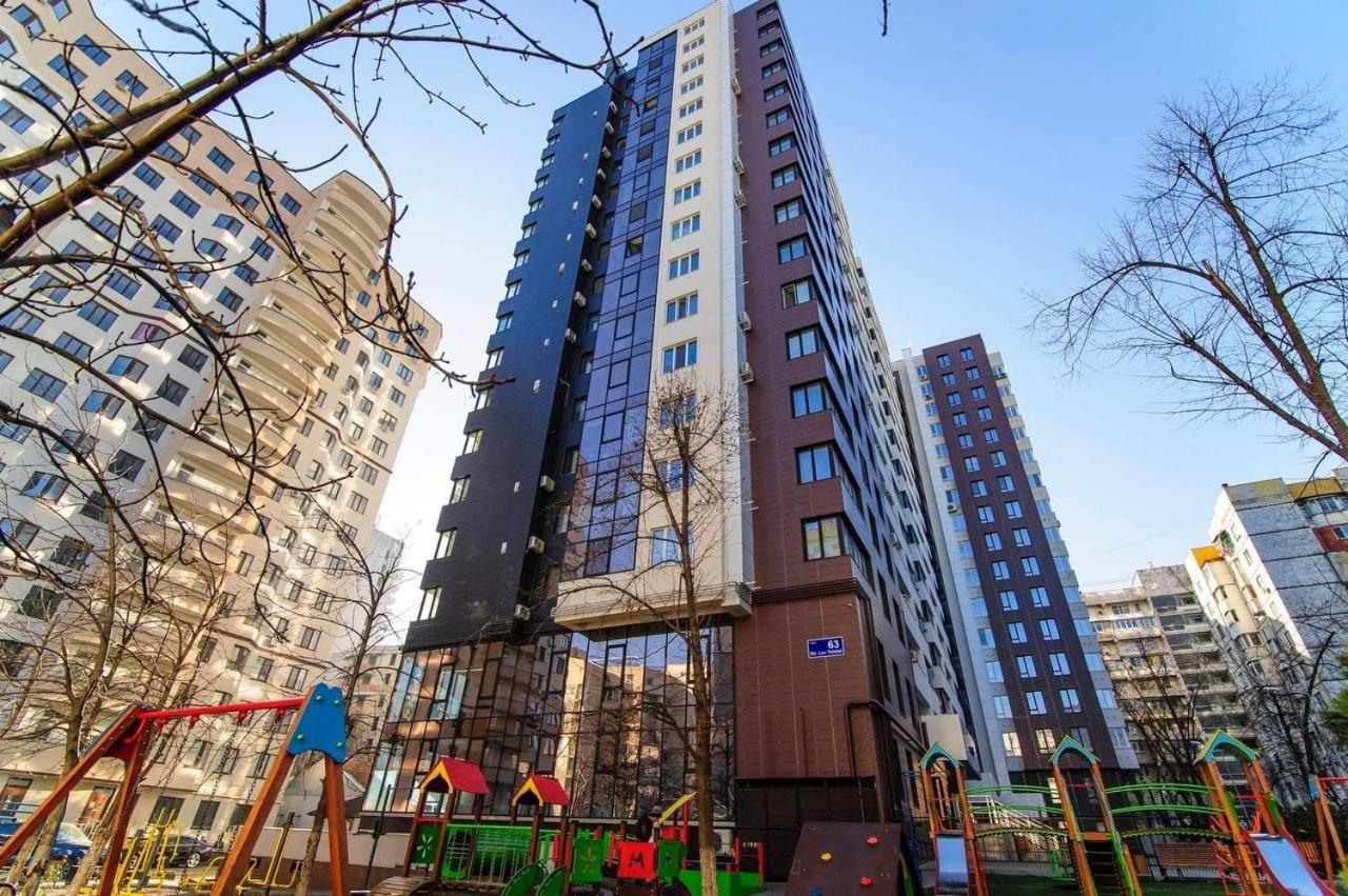 Double Skyhouse Exclusive Apartments 基希讷乌 外观 照片
