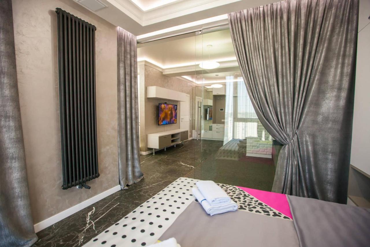 Double Skyhouse Exclusive Apartments 基希讷乌 外观 照片