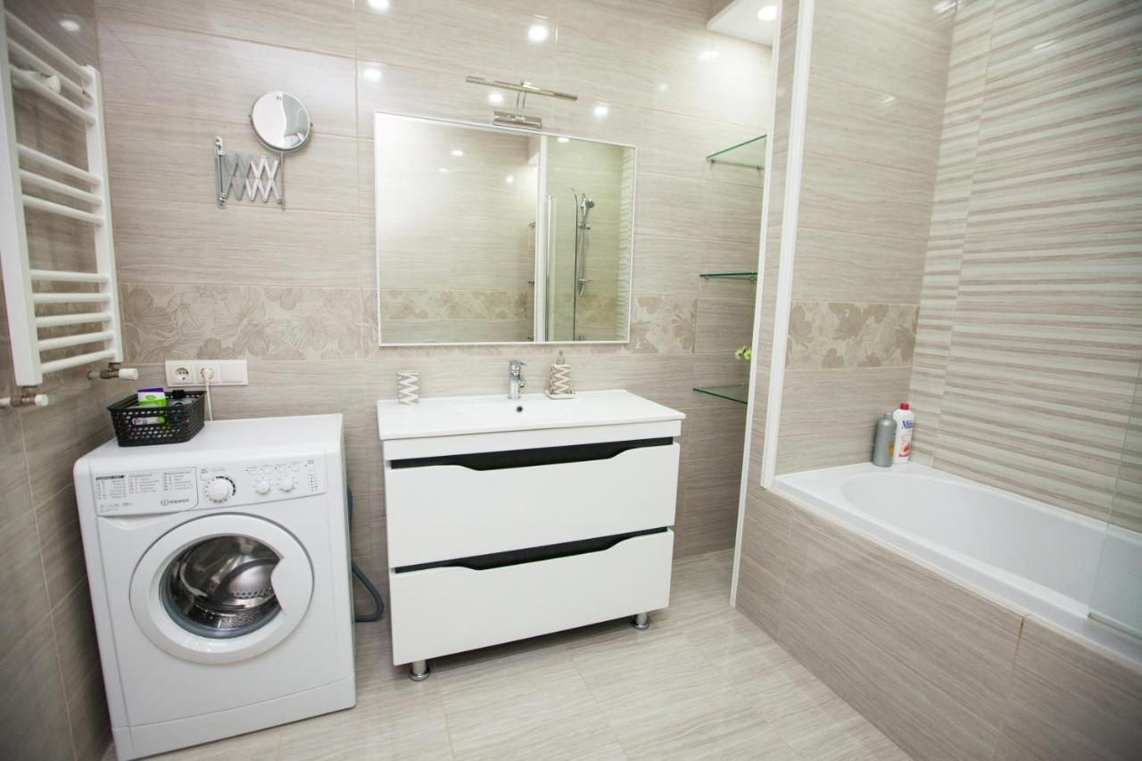 Double Skyhouse Exclusive Apartments 基希讷乌 外观 照片