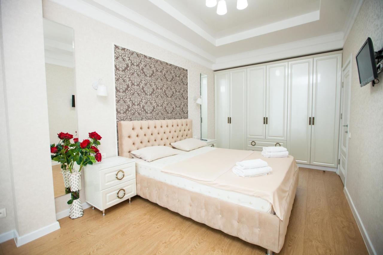 Double Skyhouse Exclusive Apartments 基希讷乌 外观 照片